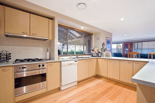 26 Brampton Drive, BEAUMONT HILLS NSW 2155, Beaumont Hills - Thumbnail 5