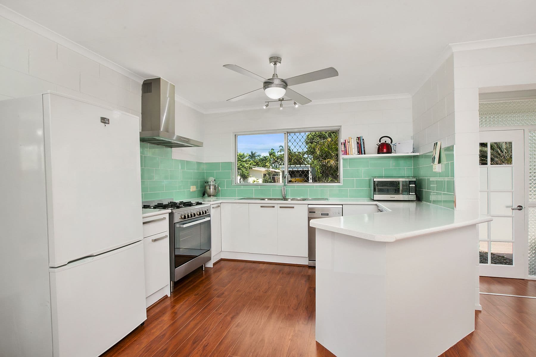 52 Madang Street, Trinity Beach QLD 4879, Trinity Beach - Thumbnail 3