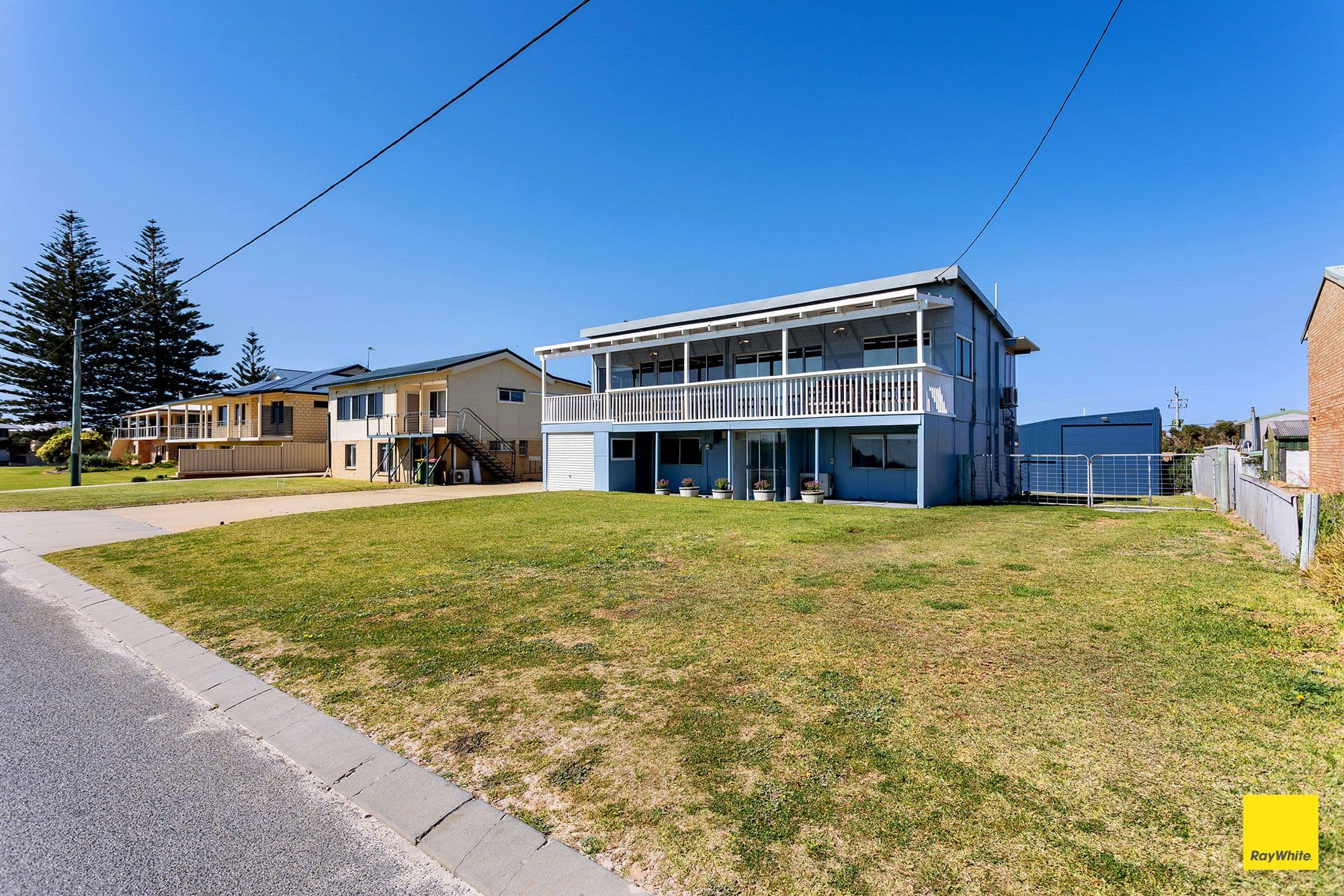21 Cunliffe Street, Lancelin WA 6044, Lancelin - Thumbnail 2