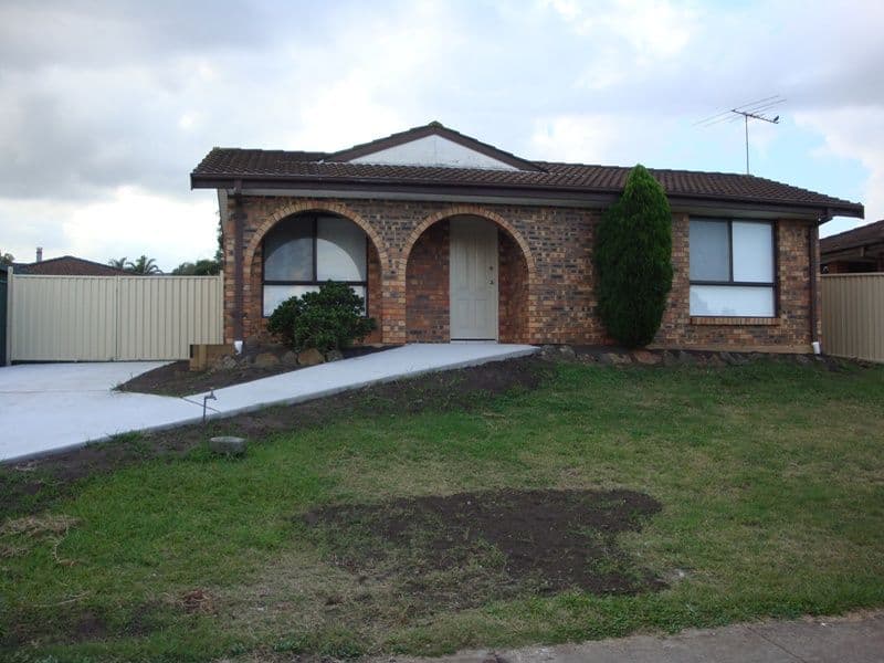 39 Dransfield Road, EDENSOR PARK NSW 2176, Edensor Park - Image 1