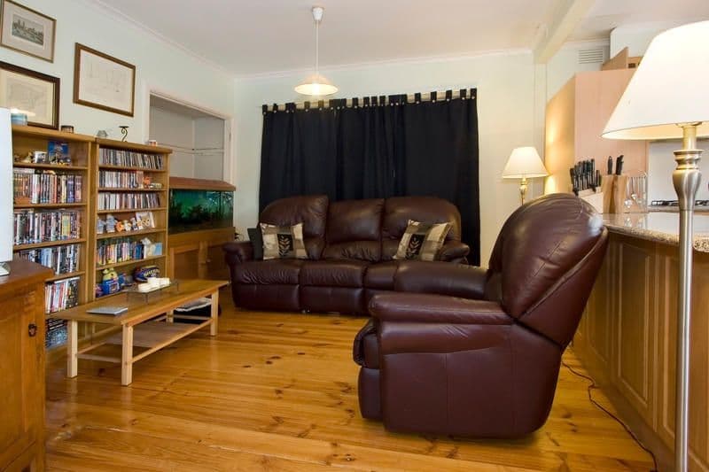15 Springfield Avenue, Clayton South VIC 3169, Clayton South - Thumbnail 4