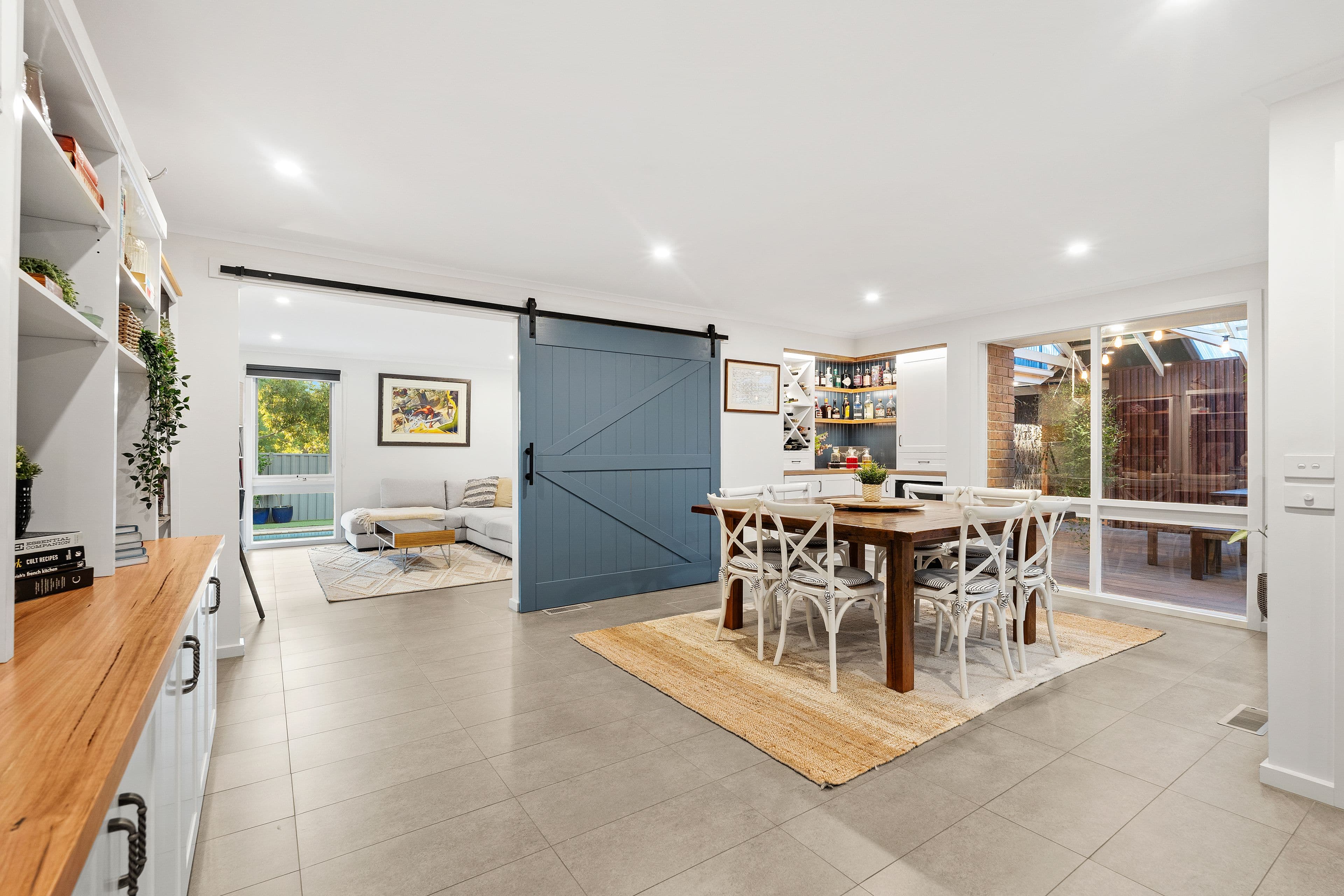 2 Metcalf Crescent, Rowville VIC 3178, Rowville - Thumbnail 4