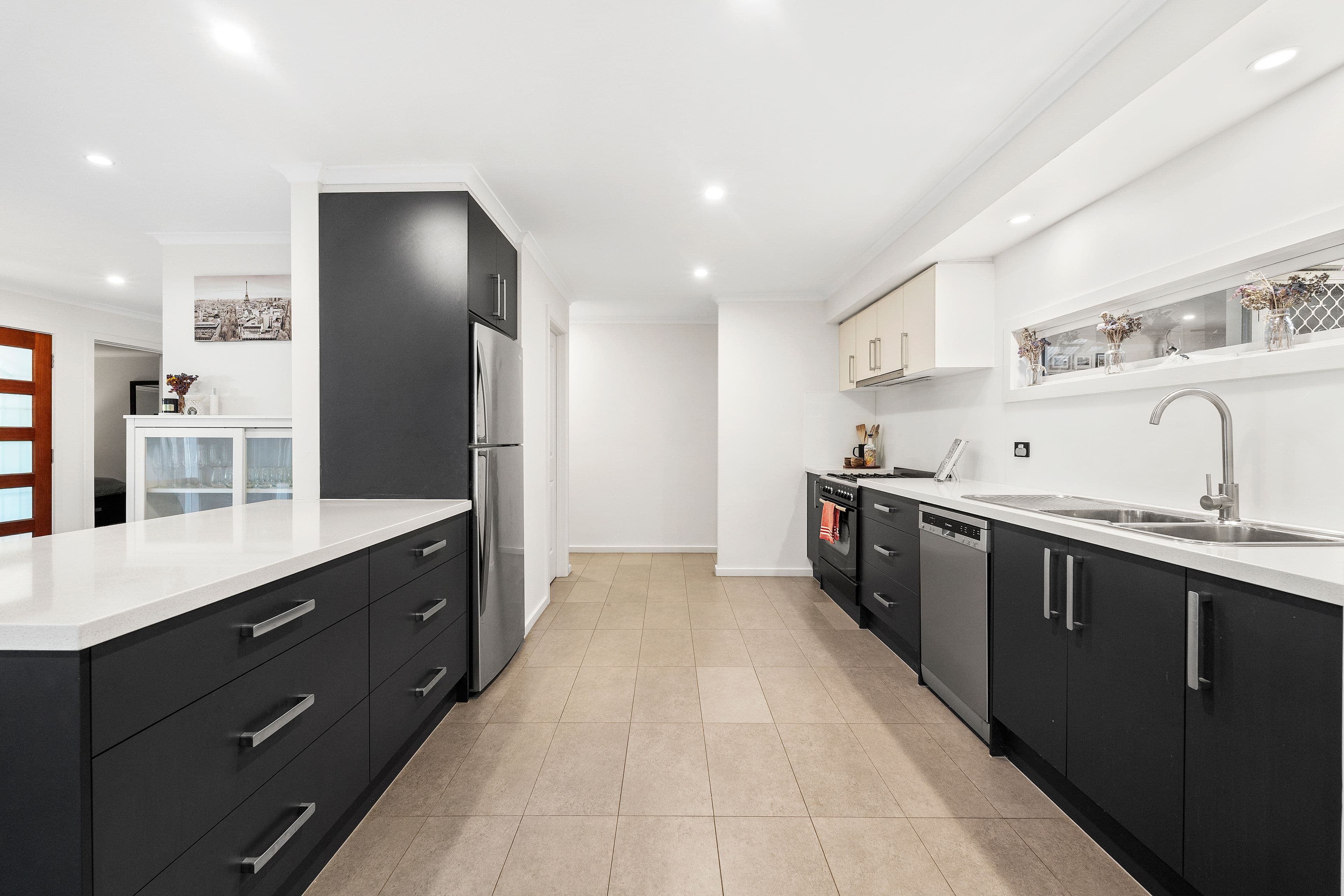 2 Metcalf Crescent, Rowville VIC 3178, Rowville - Thumbnail 7