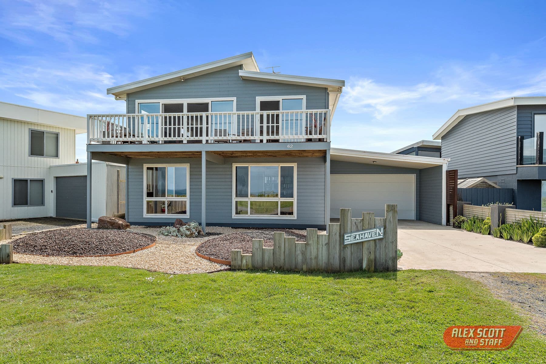 62 The Esplanade, Sunderland Bay, Sunderland Bay - Thumbnail 3