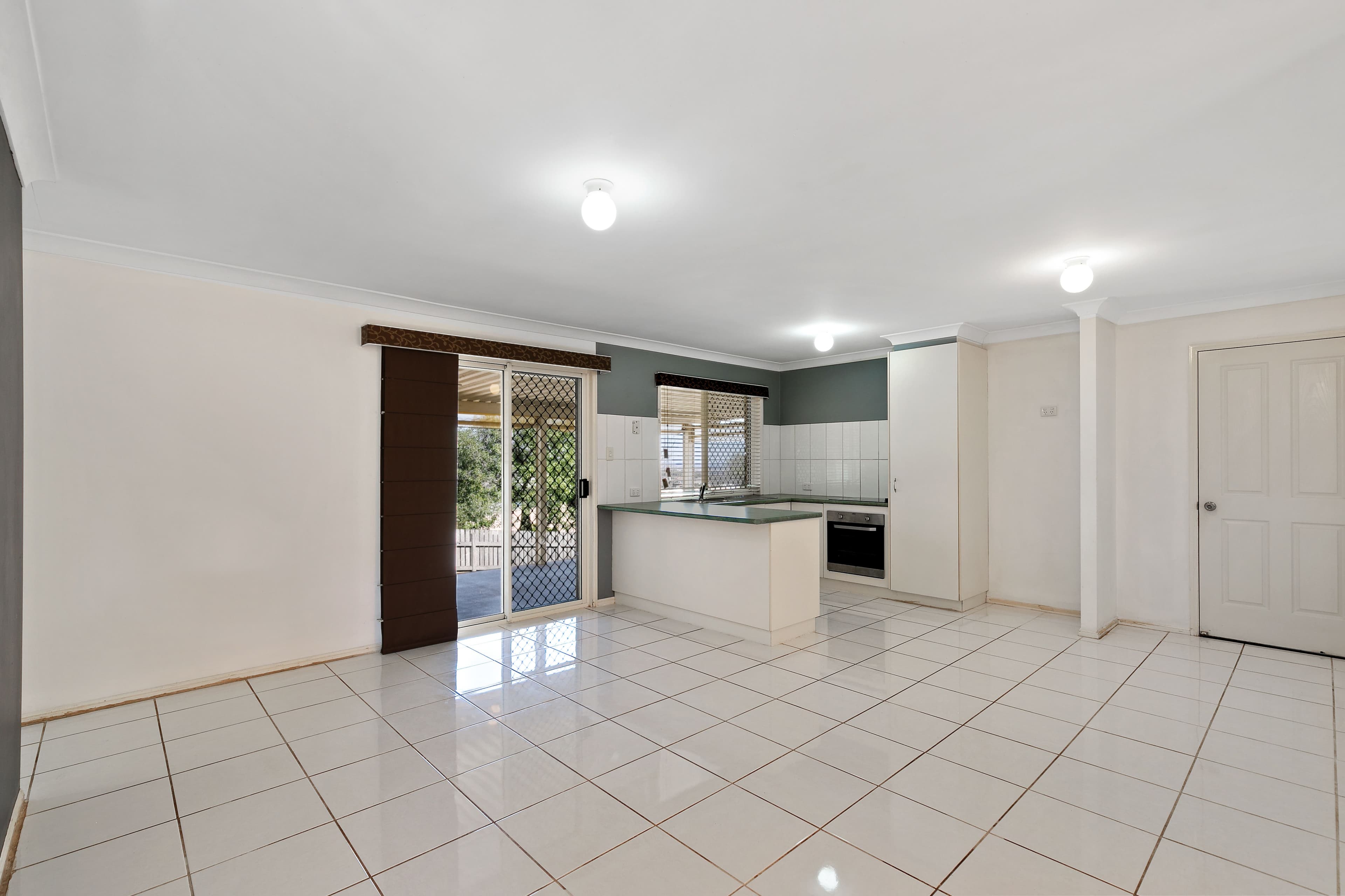 72 Glenvale Road, Harristown QLD 4350, Harristown - Thumbnail 3