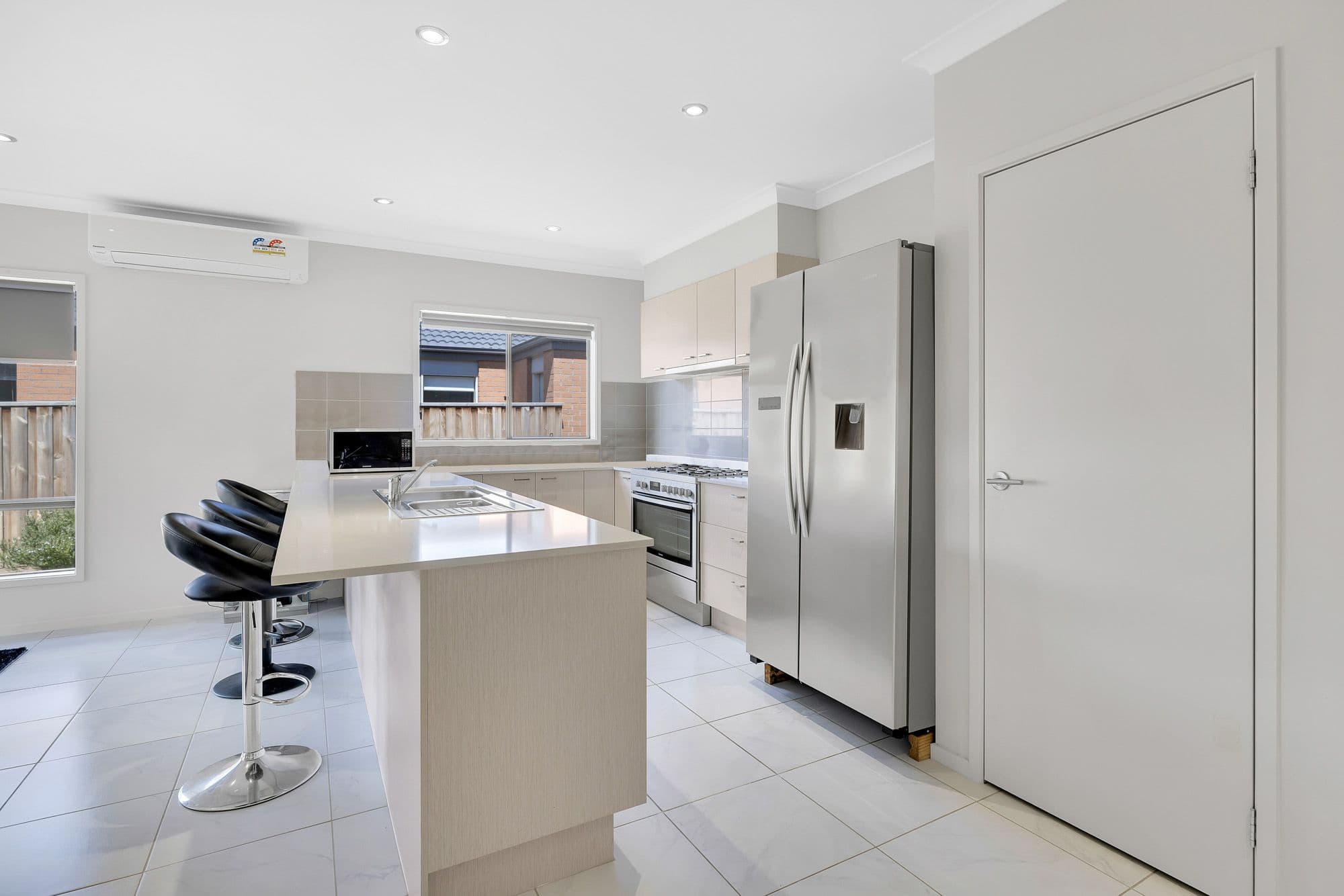 6 Kittiwake Terrace, Werribee VIC 3030, Werribee - Thumbnail 5