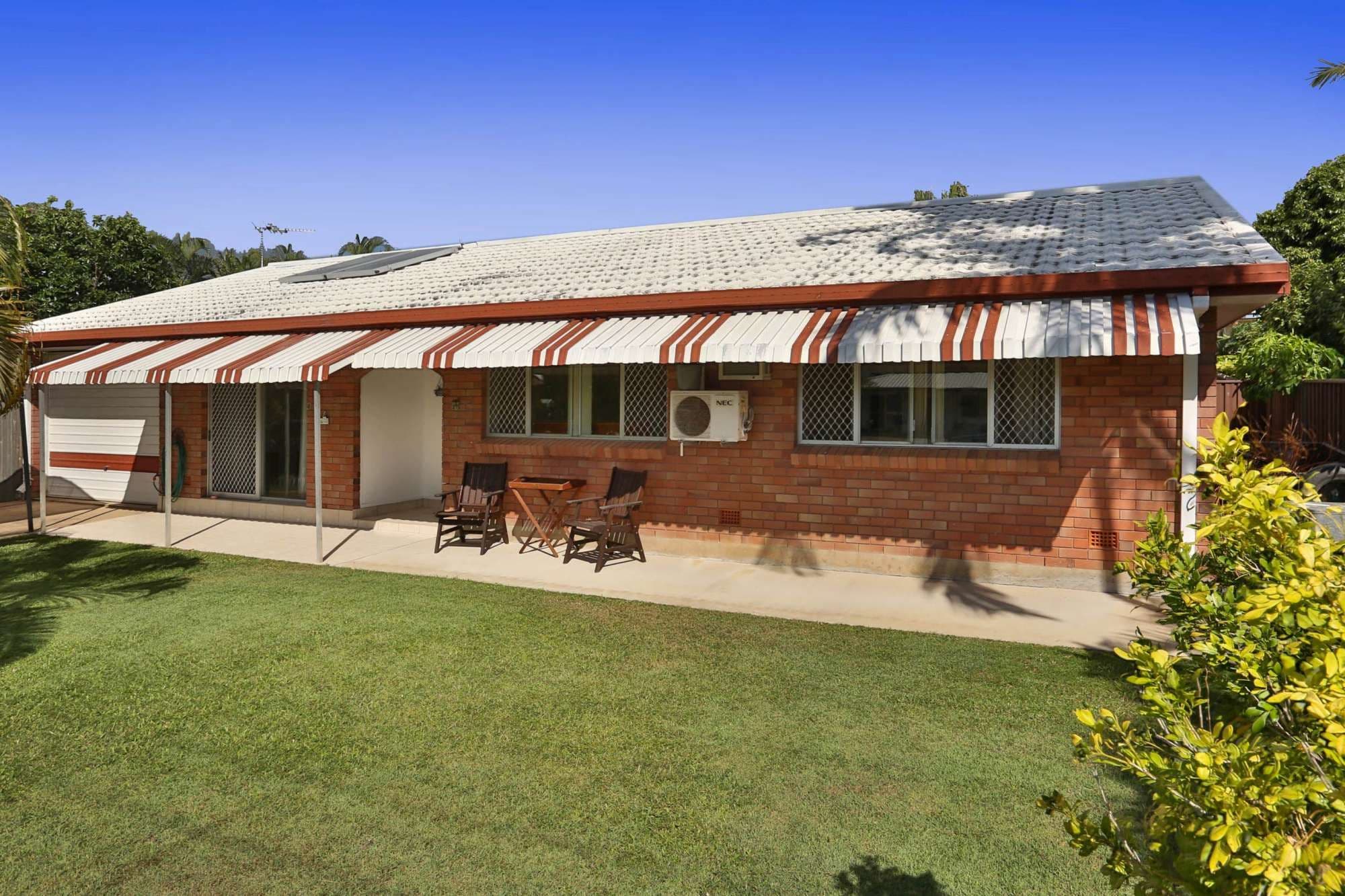 4 Galvani Street, WULGURU QLD 4811, Wulguru - Thumbnail 2