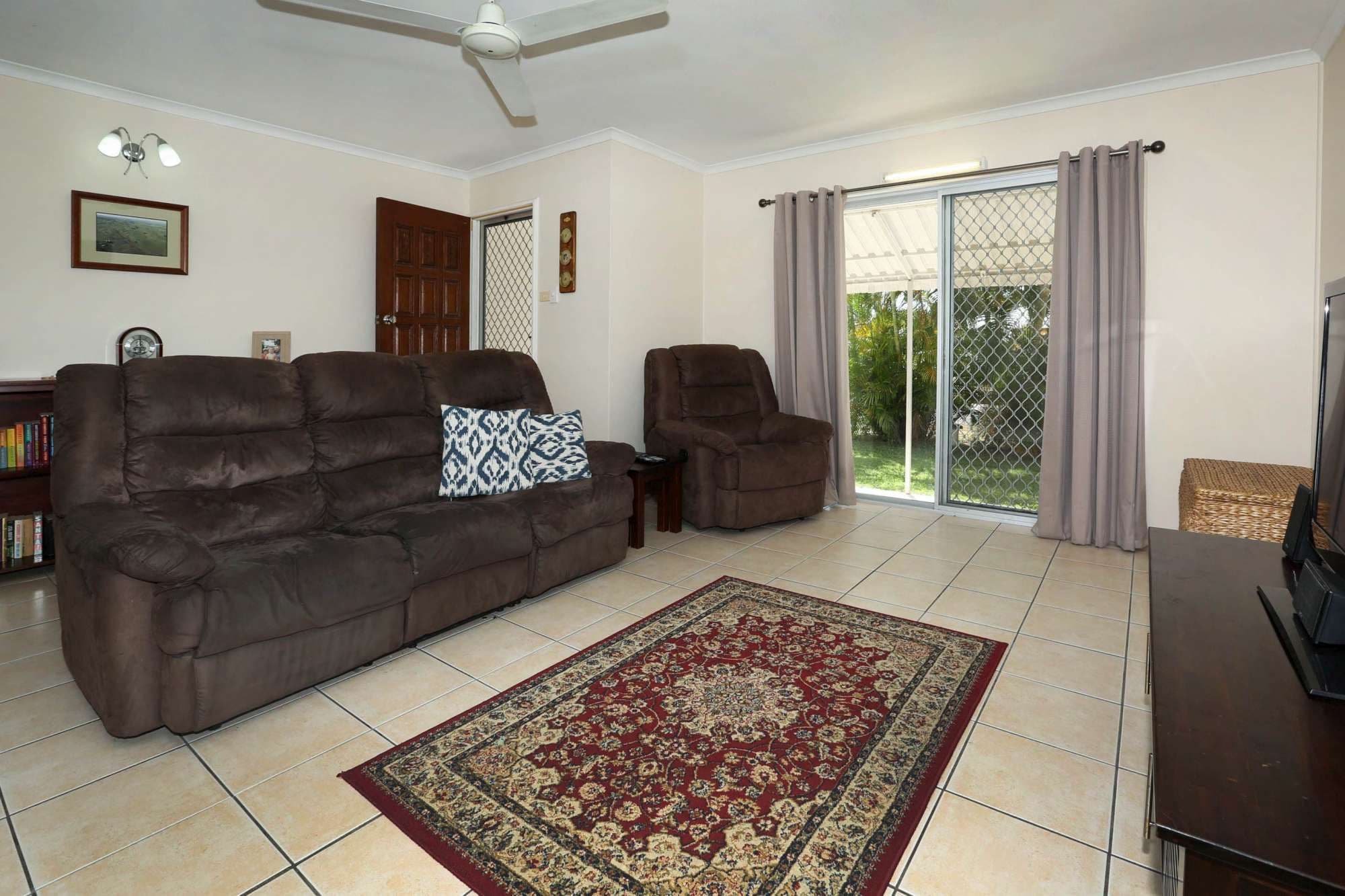 4 Galvani Street, WULGURU QLD 4811, Wulguru - Thumbnail 6