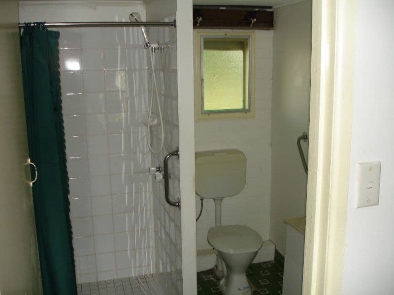 1 Croston Street, CLONTARF QLD 4357, Clontarf - Thumbnail 6