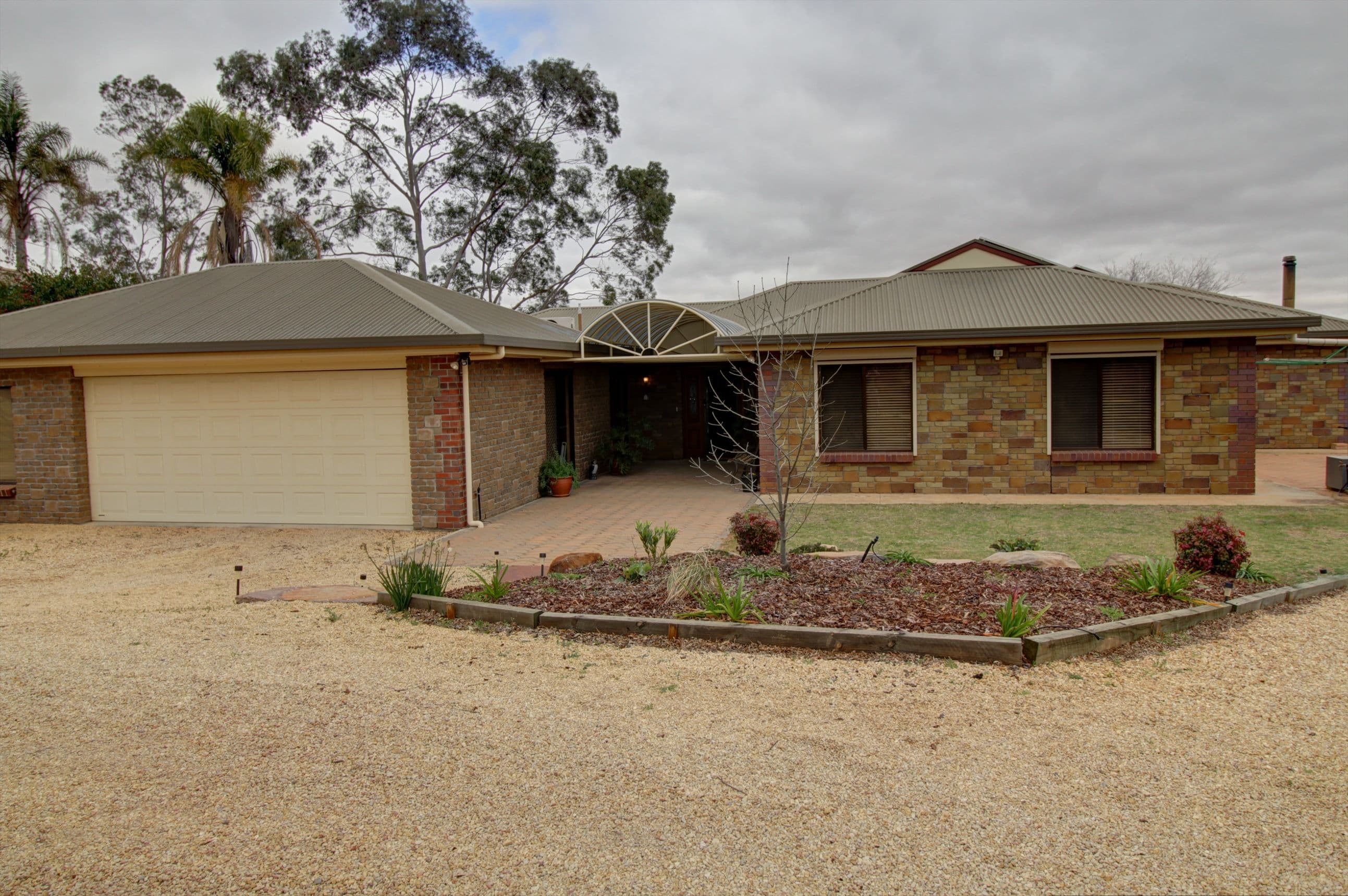 26 Wheatley Road, Loxton SA 5333, Loxton - Image 1
