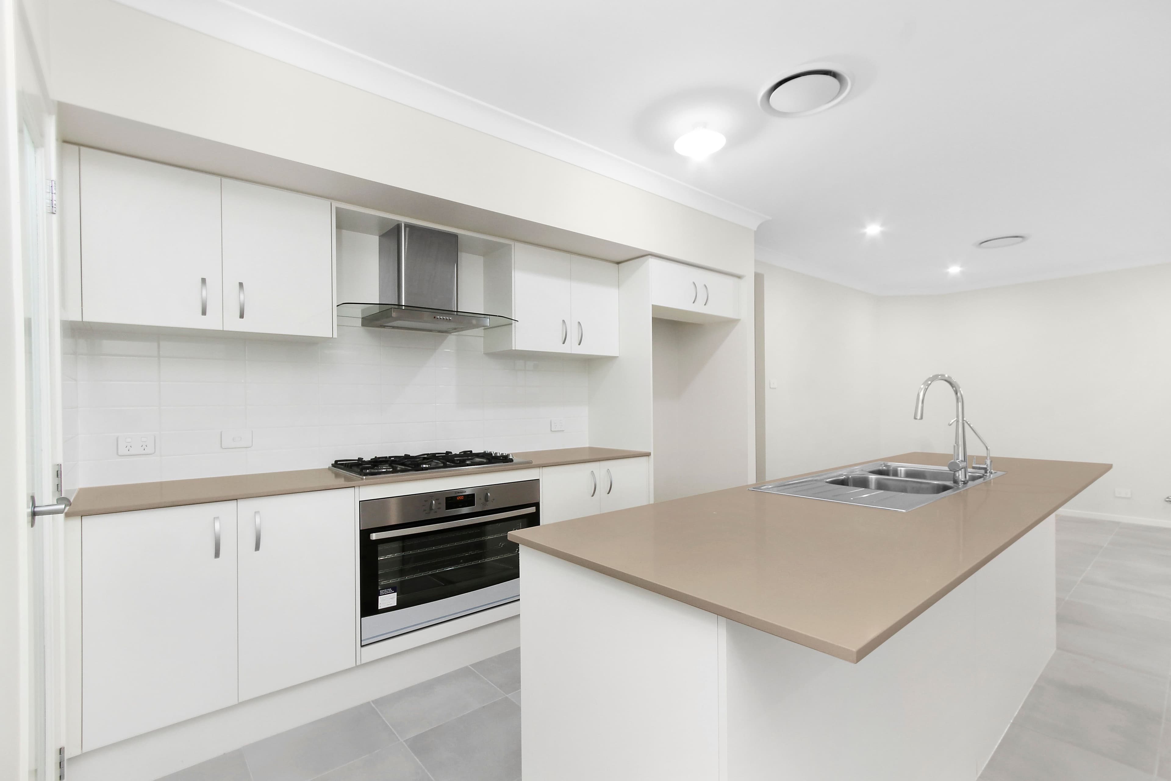 Leppington NSW 2179, Leppington - Thumbnail 2