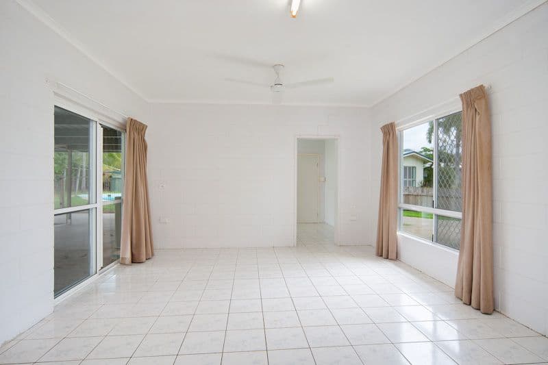 9 Paradise Close, WHITE ROCK QLD 4868, White Rock - Thumbnail 7