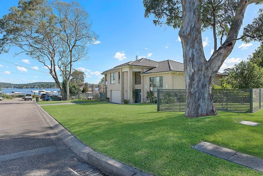 3 Lake Street, Bolton Point NSW 2283, Bolton Point - Thumbnail 2