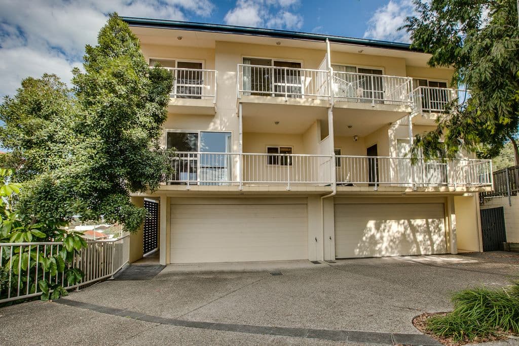 26 Mountain Street, Mount Gravatt QLD 4122, Mount Gravatt - Image 1