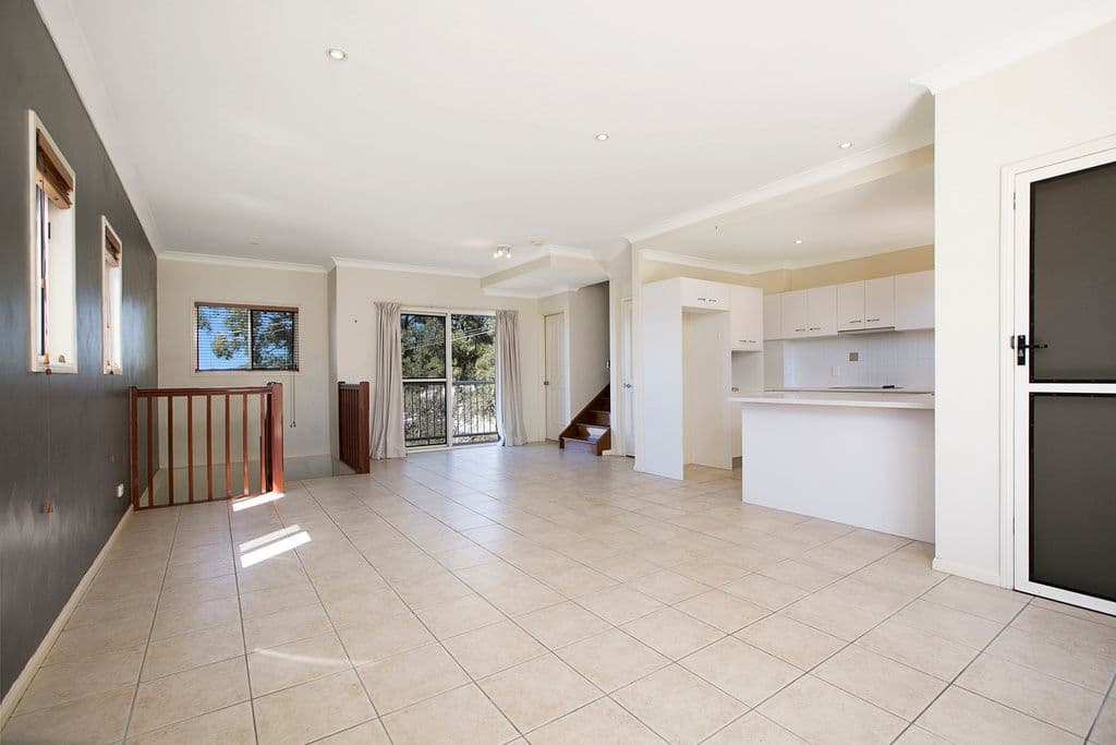 26 Mountain Street, Mount Gravatt QLD 4122, Mount Gravatt - Thumbnail 2
