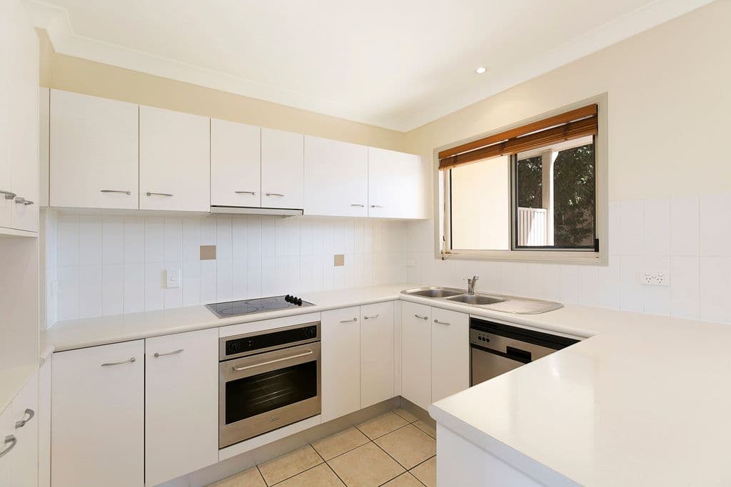 26 Mountain Street, Mount Gravatt QLD 4122, Mount Gravatt - Thumbnail 3