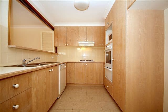 1  Stockton Court, CENTENARY HEIGHTS QLD 4350, Centenary Heights - Thumbnail 5