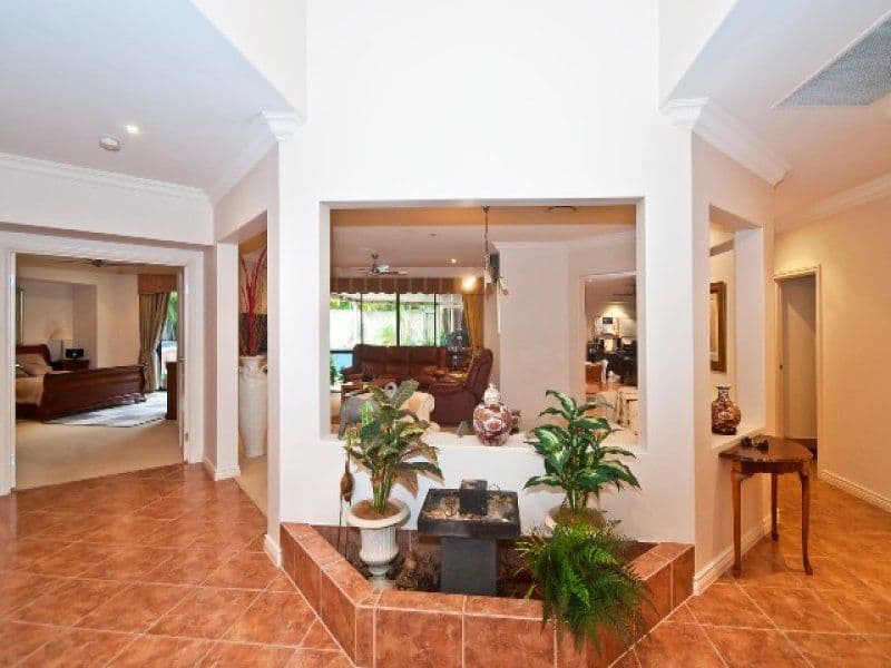 6 Pine Valley Drive, ROBINA QLD 4226, Robina - Thumbnail 2
