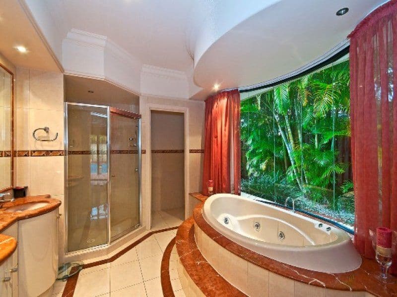 6 Pine Valley Drive, ROBINA QLD 4226, Robina - Thumbnail 8