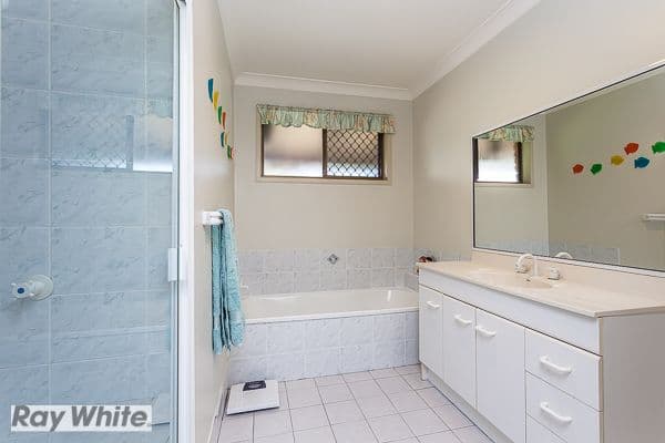 96 Kyeema Crescent, BALD HILLS QLD 4036, Bald Hills - Thumbnail 4