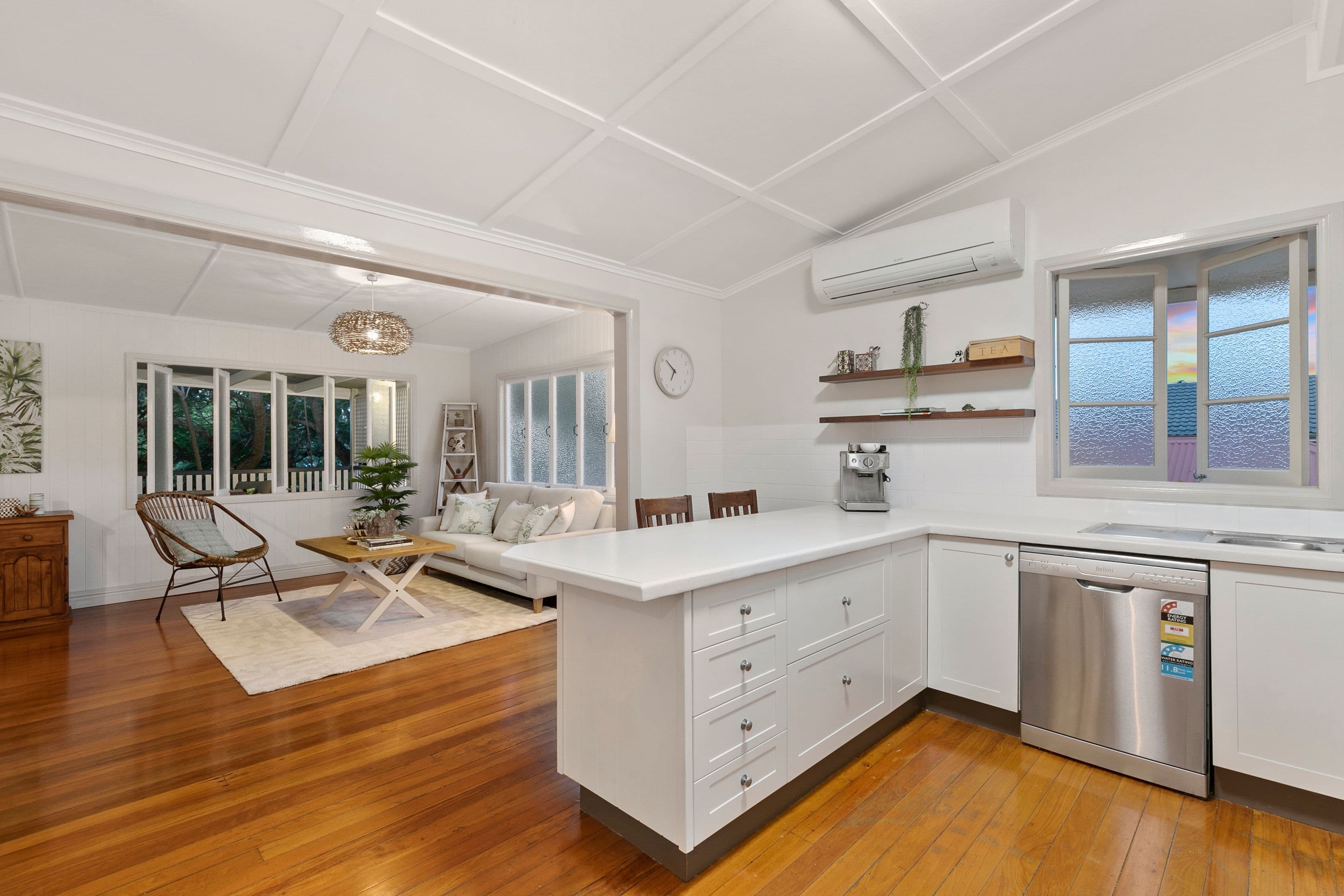 77 Waterview Avenue, Wynnum QLD 4178, Wynnum - Thumbnail 5