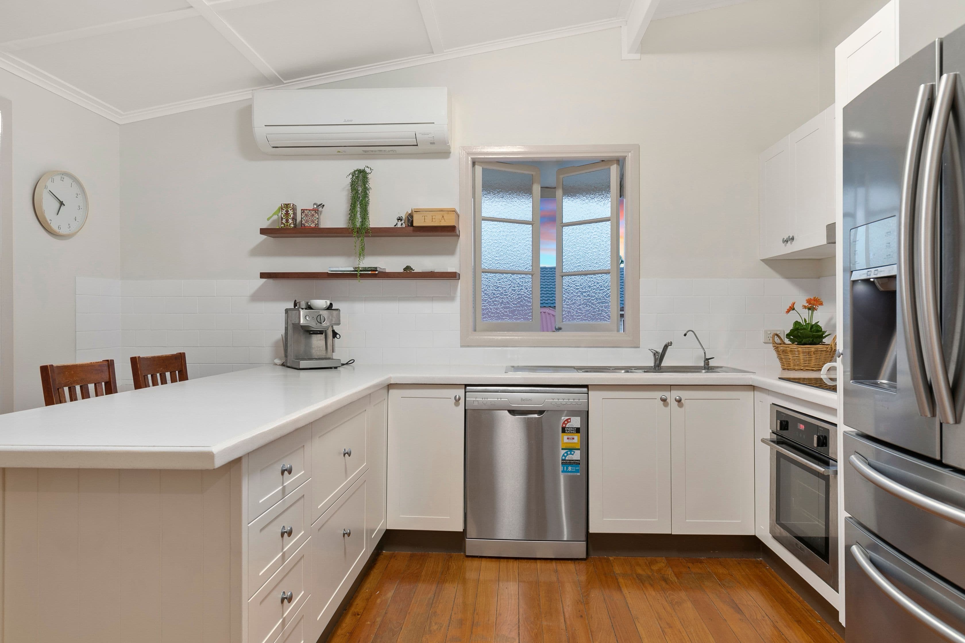 77 Waterview Avenue, Wynnum QLD 4178, Wynnum - Thumbnail 6