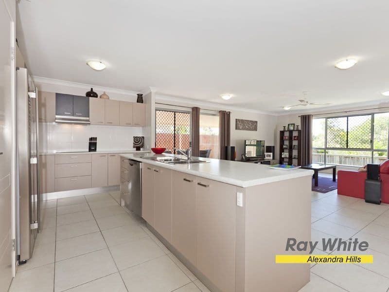 50 Ebony Crescent, REDLAND BAY QLD 4165, Redland Bay - Thumbnail 2