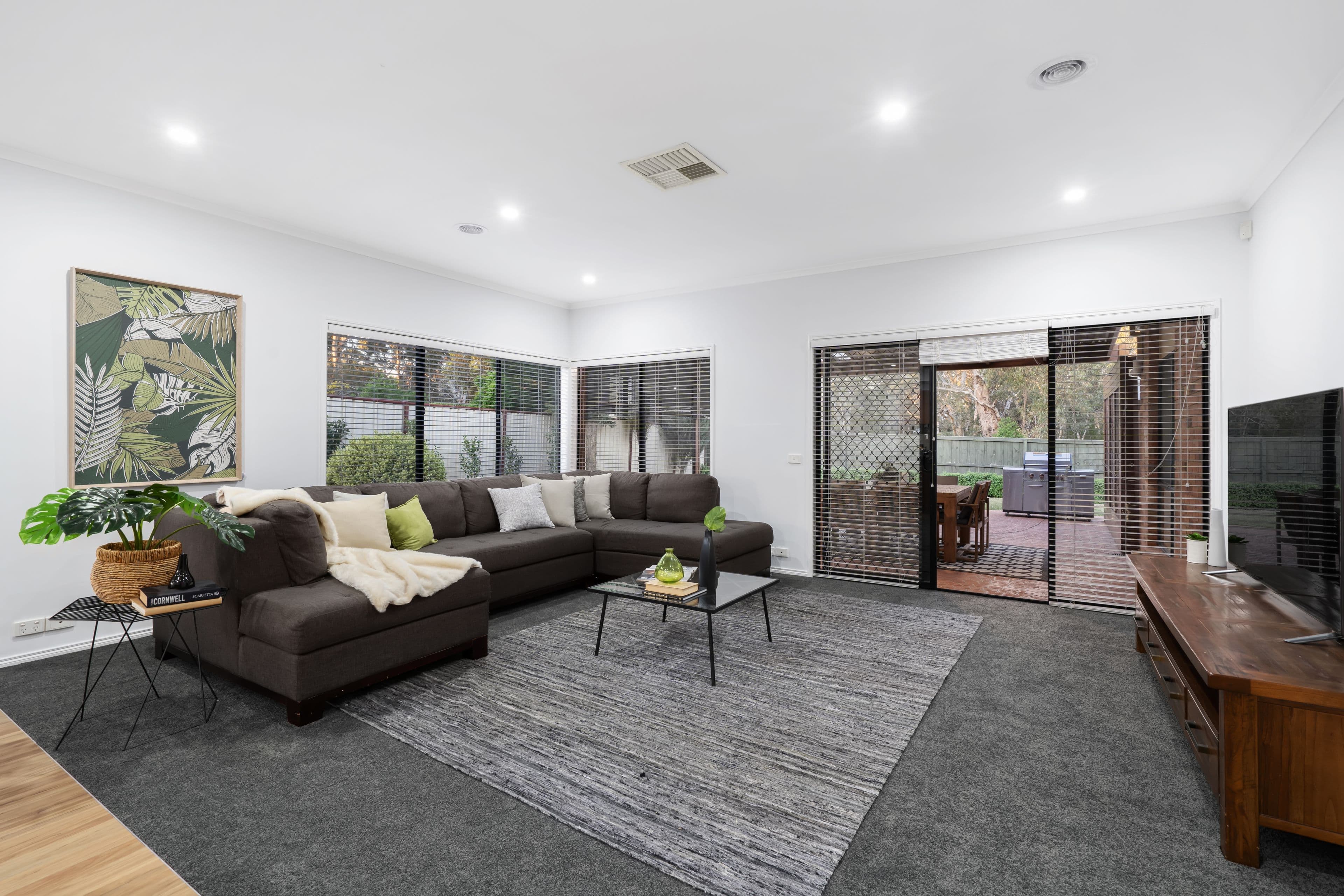 20 Cheviot Drive, Mill Park VIC 3082, Mill Park - Thumbnail 7