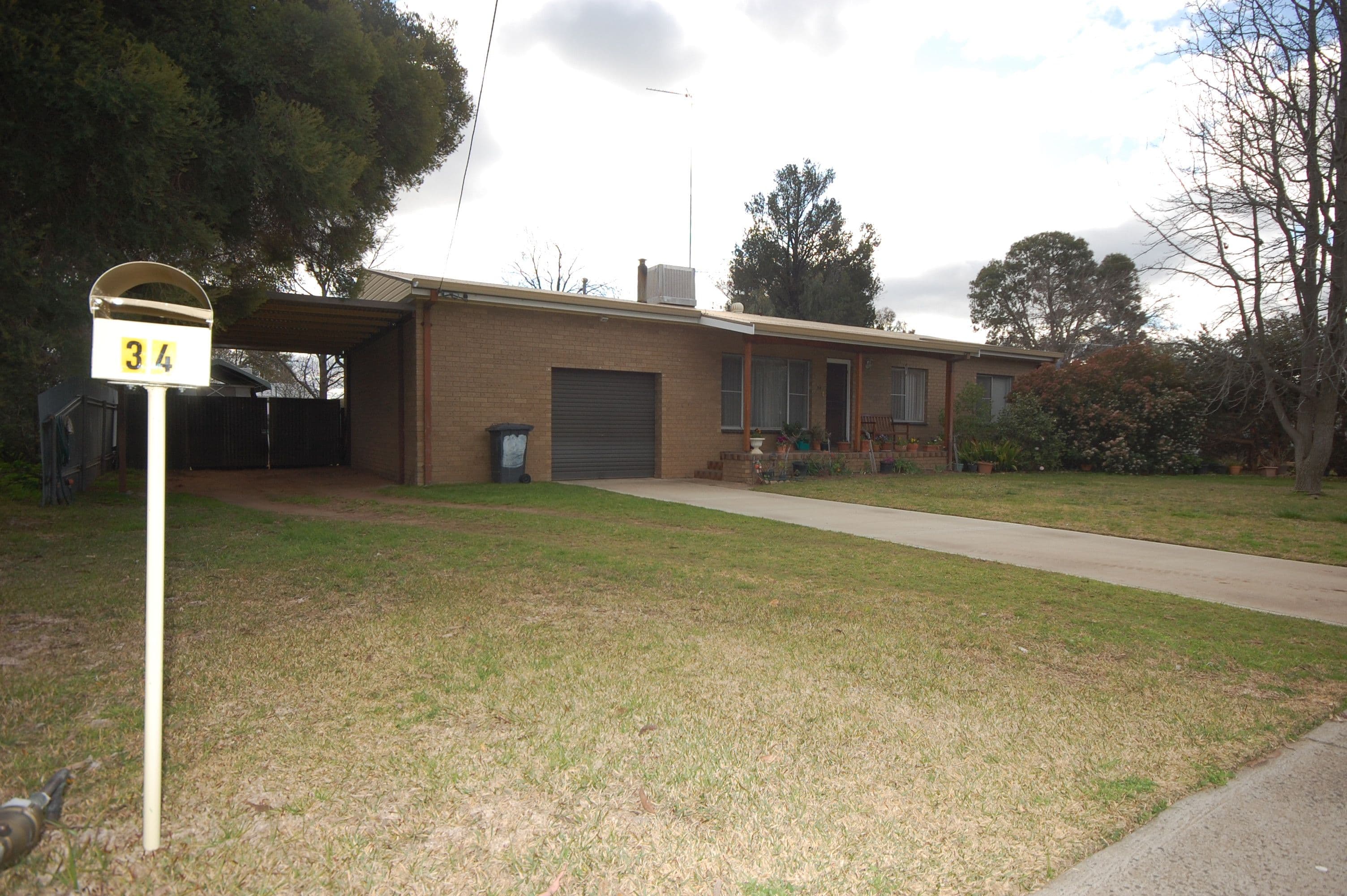 34 Kingfisher Avenue, Coleambally - Thumbnail 2