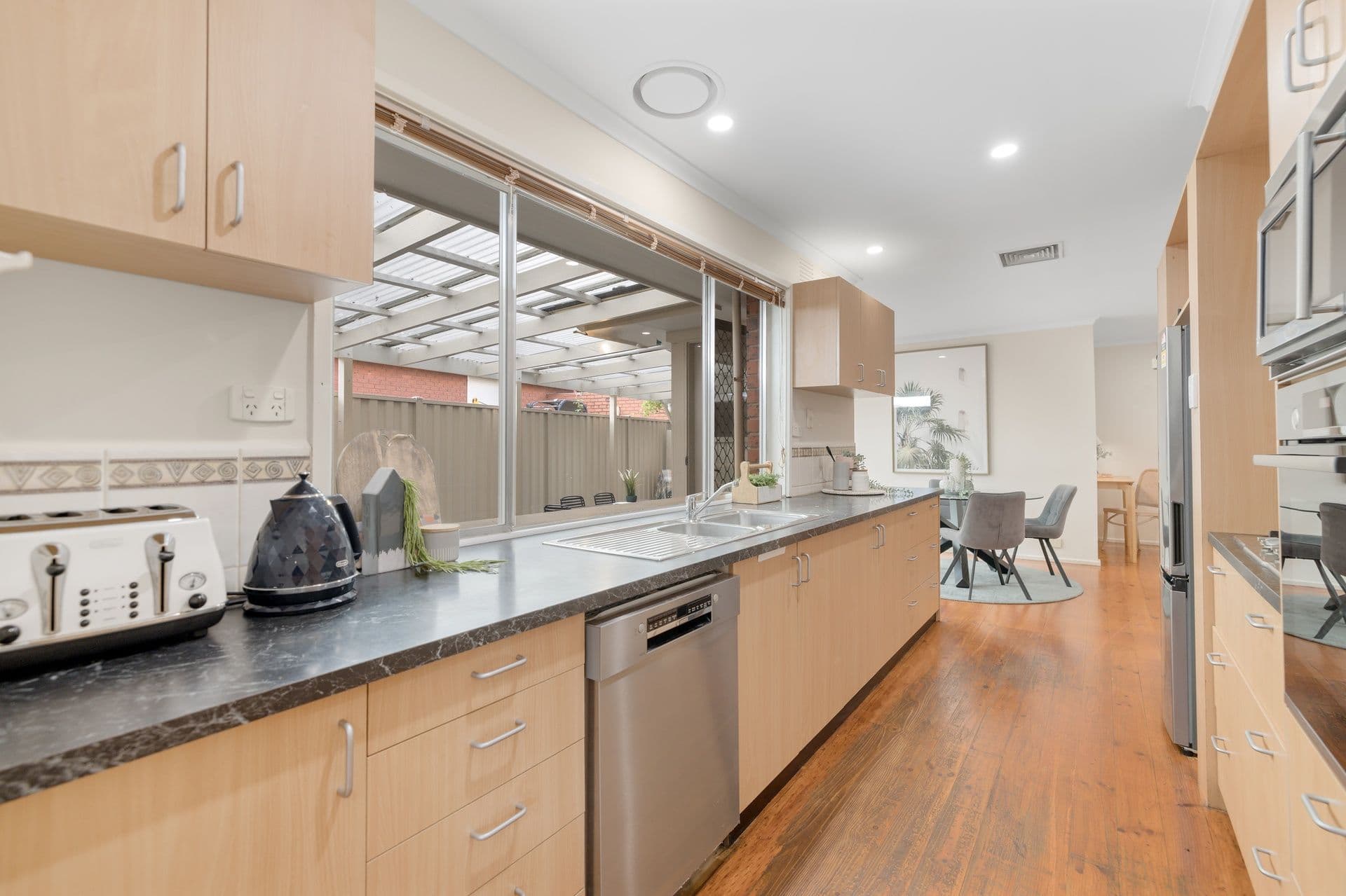 10 Gladeswood Drive, Mulgrave VIC 3170, Mulgrave - Thumbnail 5