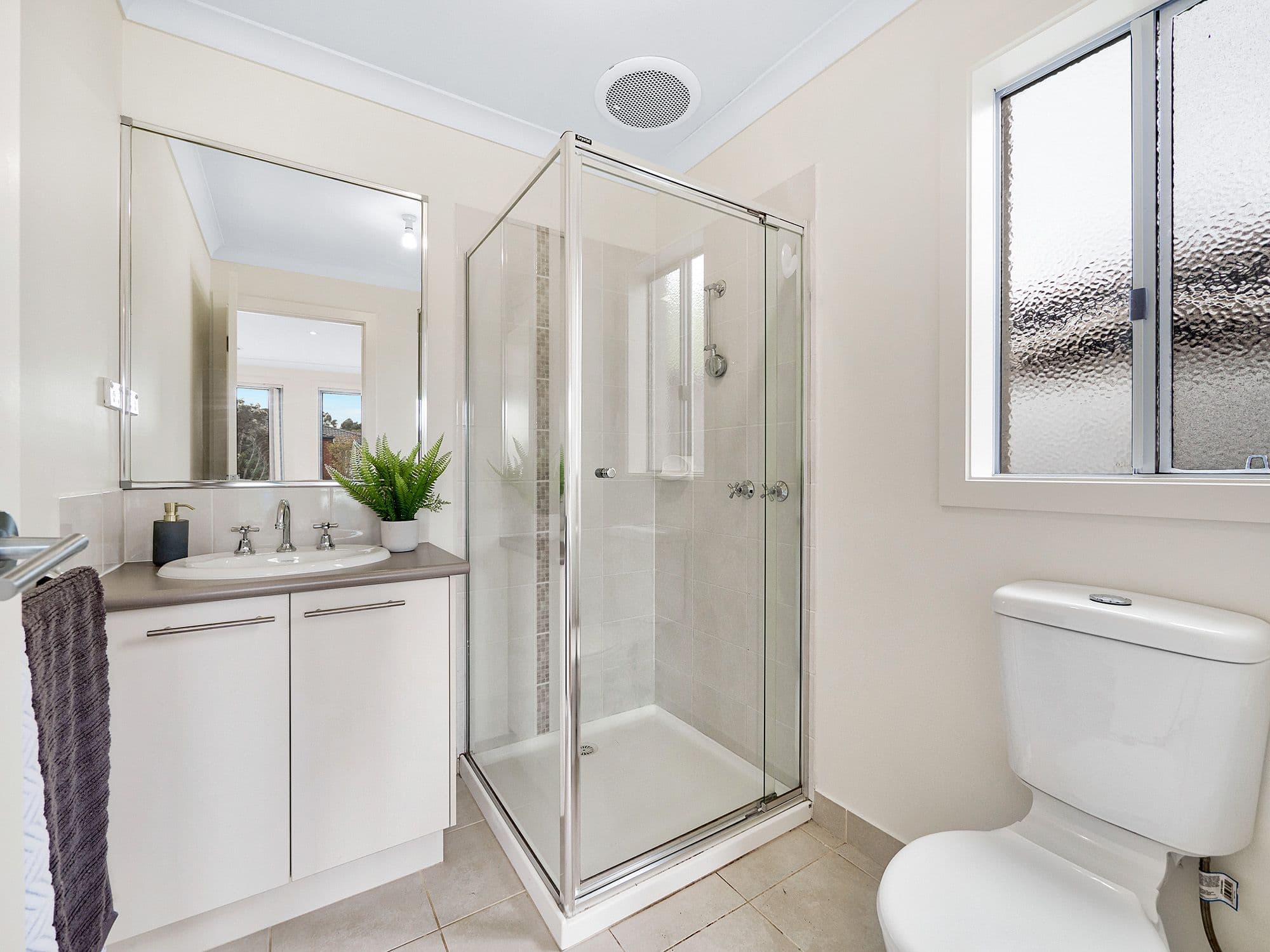 6 Westmoreland Avenue, Cranbourne North VIC 3977, Cranbourne North - Thumbnail 7