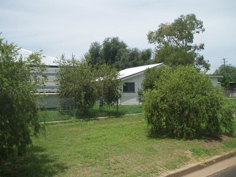 14 Galatea, CHARLEVILLE QLD 4470, Charleville - Thumbnail 2