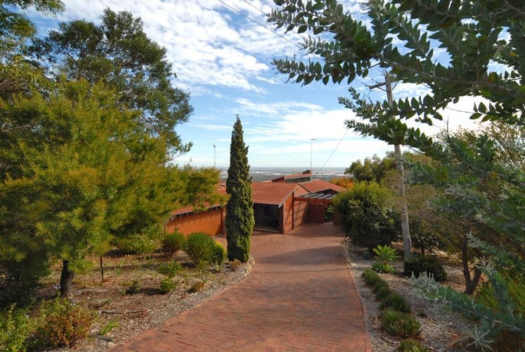 17 High Peak Place, LESMURDIE WA 6076, Lesmurdie - Thumbnail 3