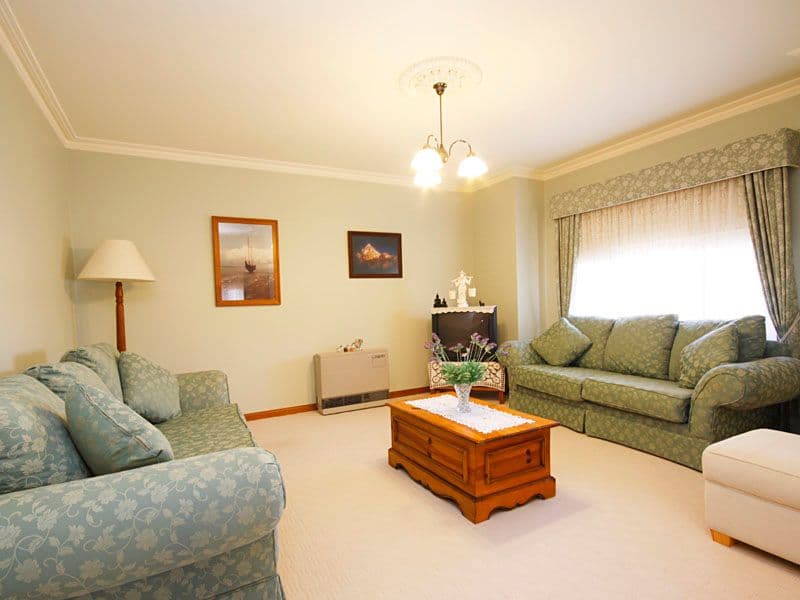 53 Mulquiney Crescent, HIGHTON VIC 3216, Highton - Thumbnail 2