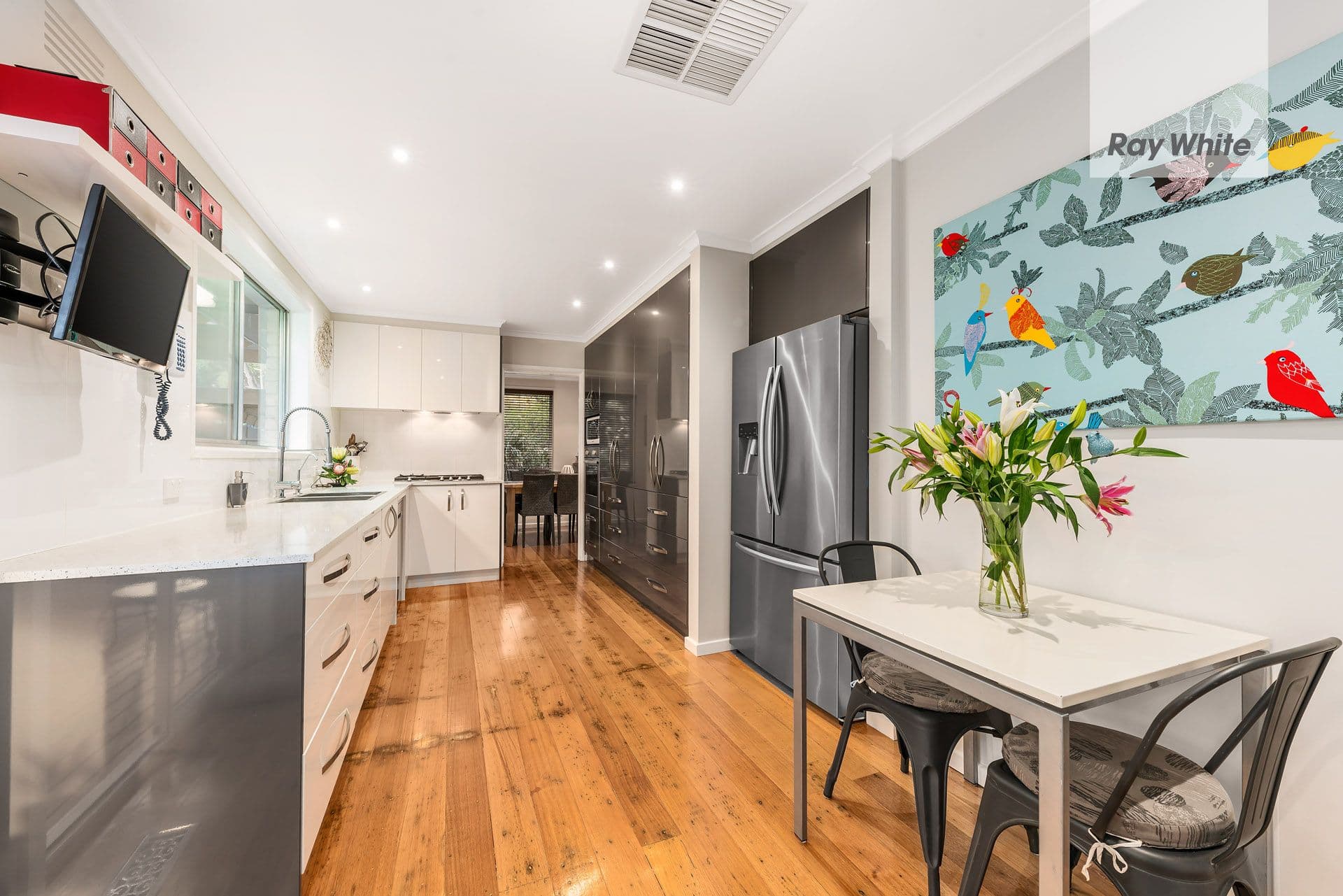 28 Somerset Drive, Viewbank VIC 3084, Viewbank - Thumbnail 8