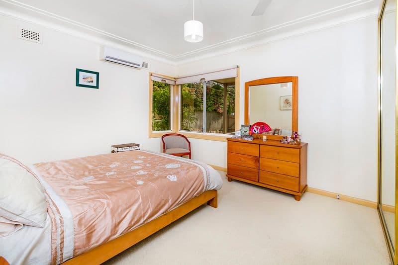 8 Darmour Avenue, ALLAMBIE HEIGHTS NSW 2100, Allambie Heights - Thumbnail 4