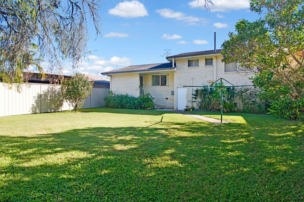16 Koombala Street, Tugun QLD 4224, Tugun - Thumbnail 3