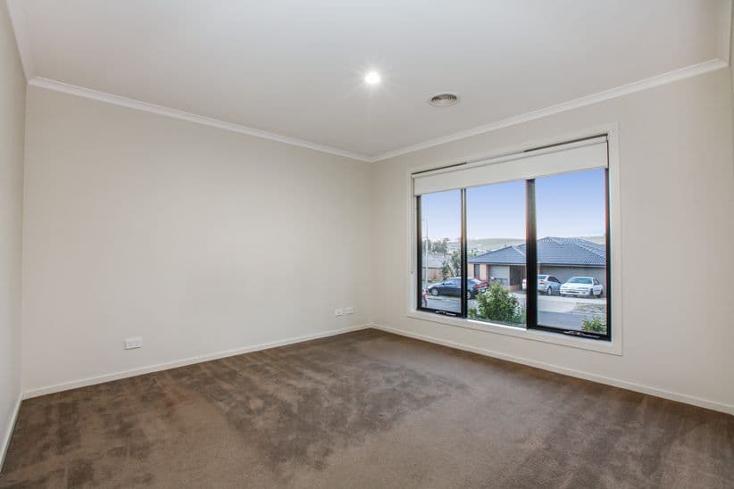 12 Allsop Avenue, Mernda VIC 3754, Mernda - Thumbnail 5