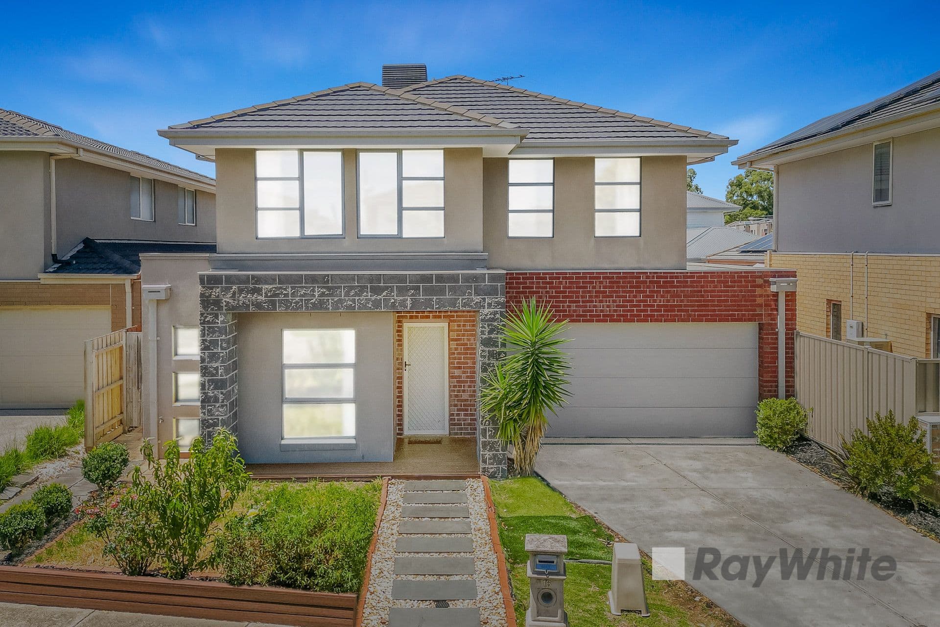 16 Rodwell Street, Dandenong VIC 3175, Dandenong - Thumbnail 2