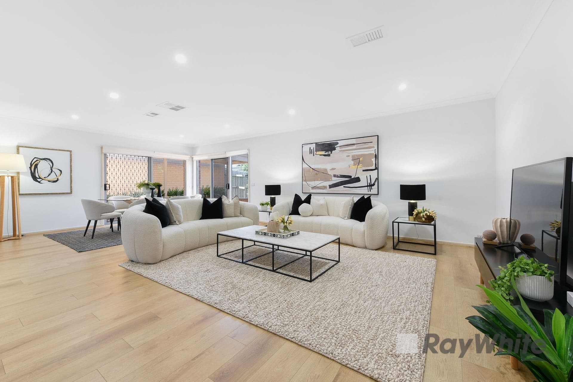 16 Rodwell Street, Dandenong VIC 3175, Dandenong - Thumbnail 4