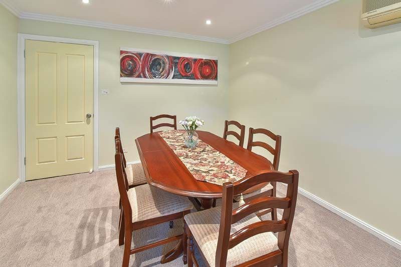 11 Salamaua Place, GLENFIELD NSW 2167, Glenfield - Thumbnail 5