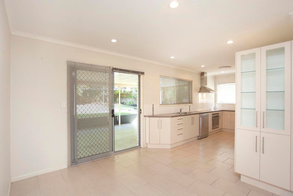 14 McCracken Street, WISHART QLD 4122, Wishart - Thumbnail 4