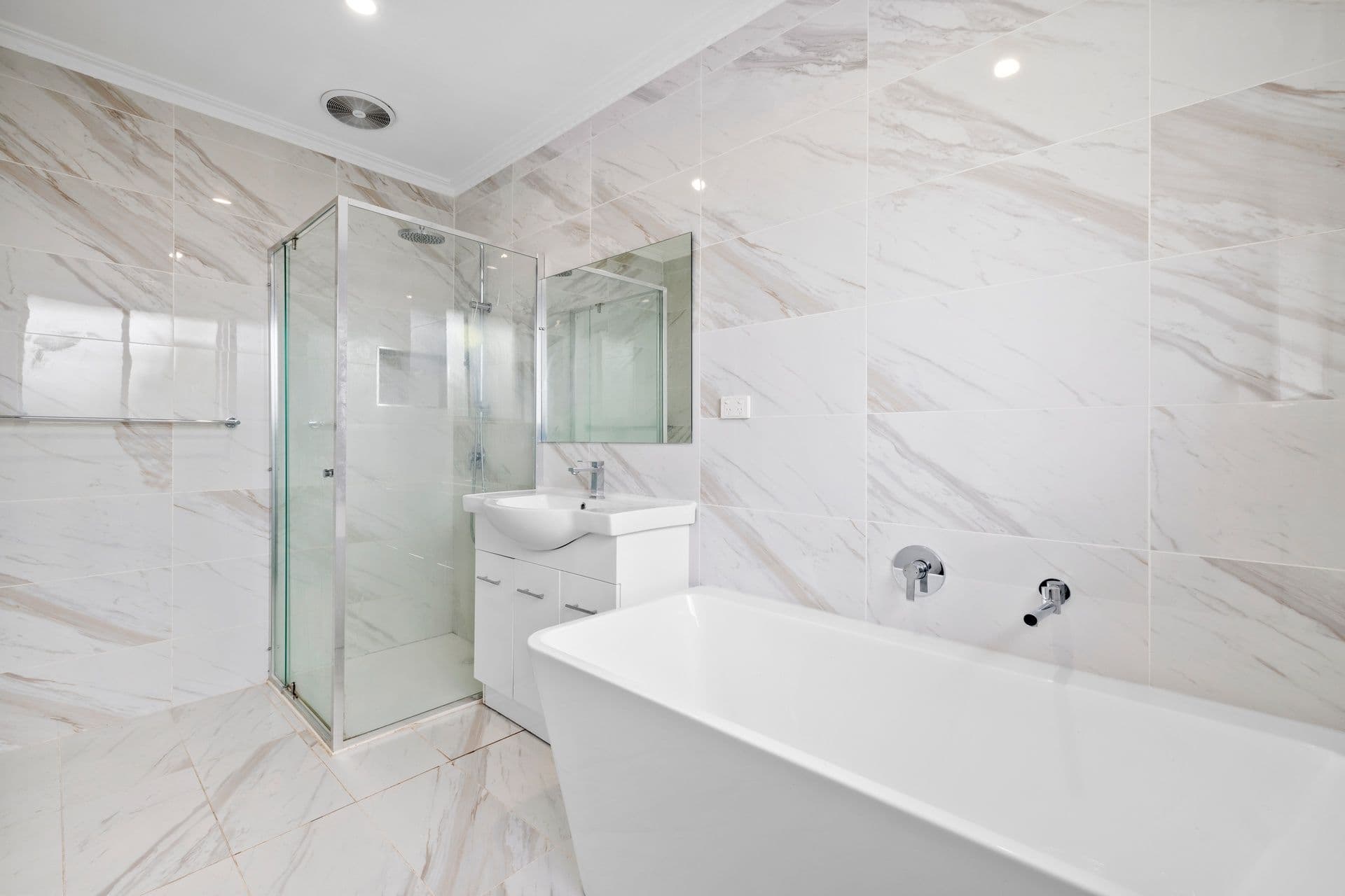 1 Peveril Street, Glen Waverley VIC 3150, Glen Waverley - Thumbnail 7