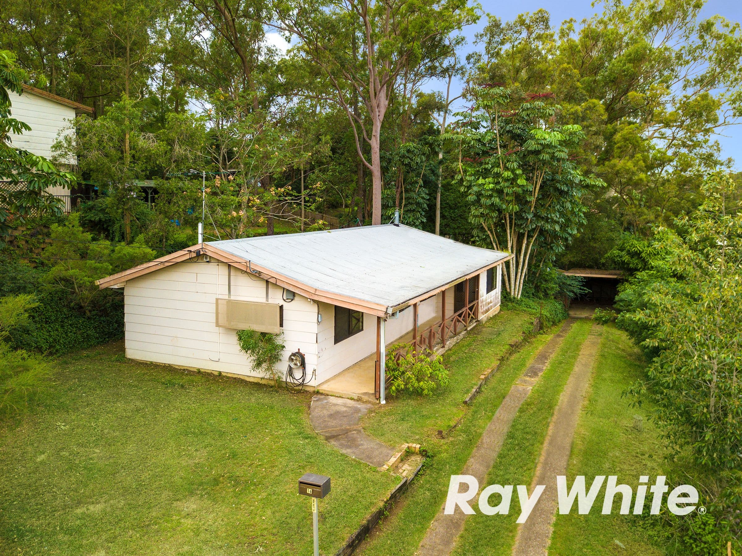 16 Tecoma Street, Kingston QLD 4114, Kingston - Thumbnail 2
