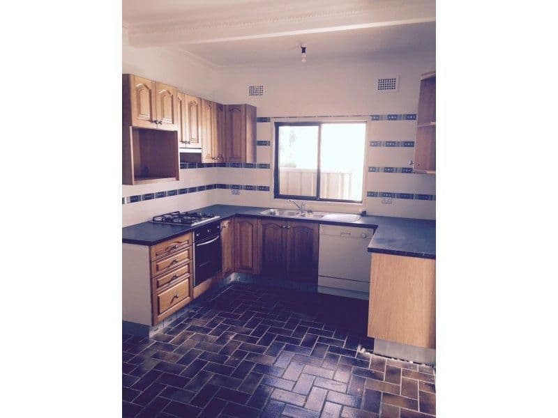 36 Davis Road, Marayong - Thumbnail 2