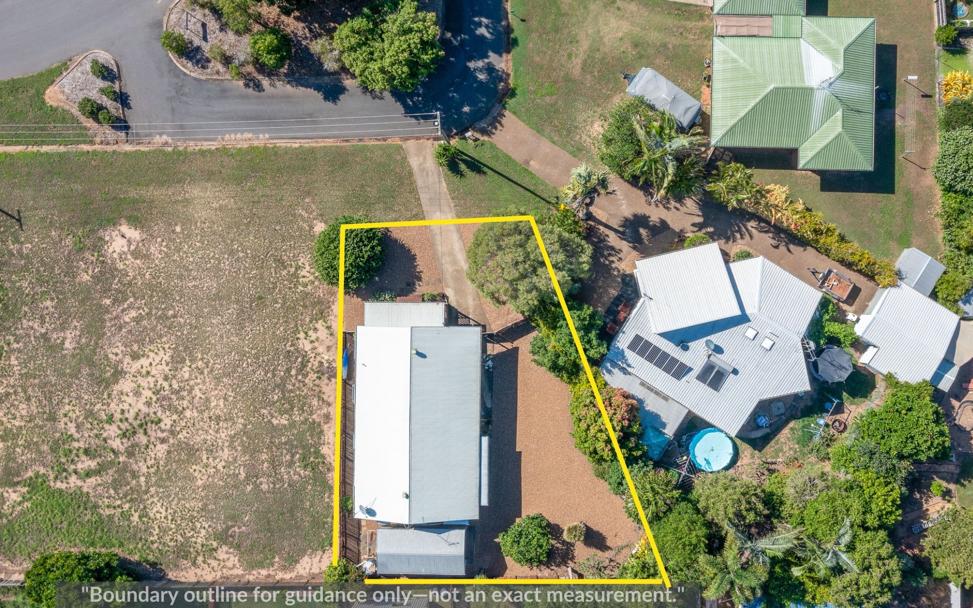 3 Hibiscus Avenue, Moore Park Beach QLD 4670, Moore Park Beach - Thumbnail 3