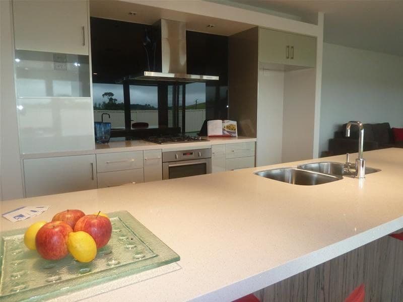 8 Aramanta Drive, MOUNT GAMBIER SA 5290, Mount Gambier - Thumbnail 3
