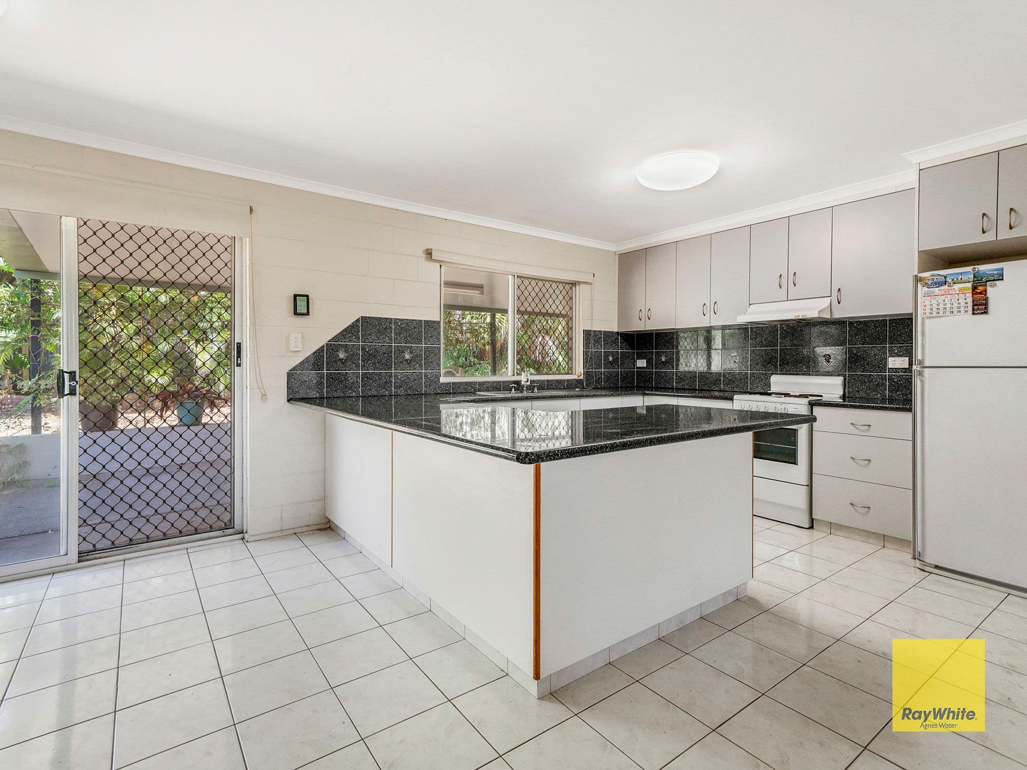 27 Captain Cook Drive, Agnes Water QLD 4677, Agnes Water - Thumbnail 2
