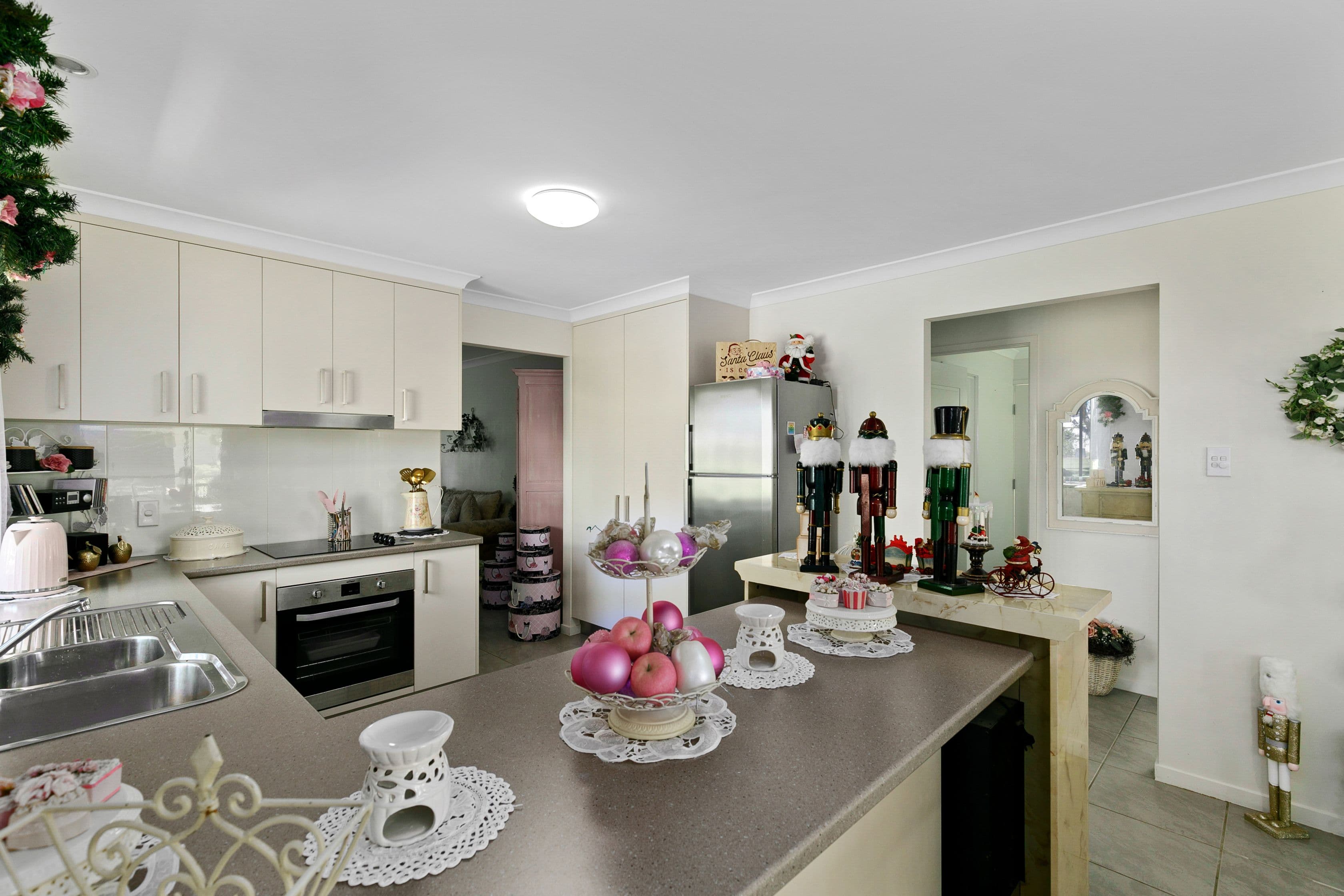 55 Hunter Street, Torbanlea QLD 4662, Torbanlea - Thumbnail 5