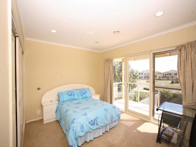 Unit 21/1 Greg Norman Drive, Sanctuary Lakes - Thumbnail 5